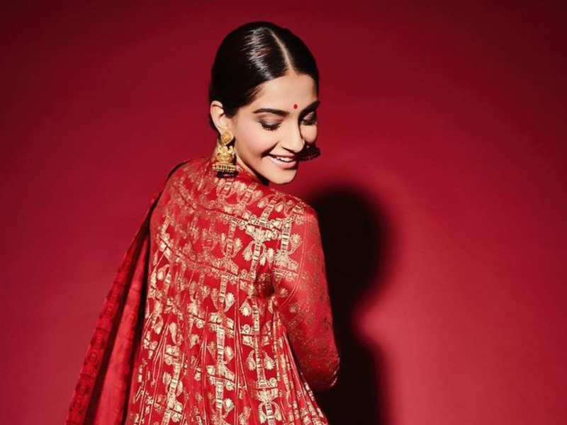 Stylish ways to wear red on the fourth day of Navratri - Times of India