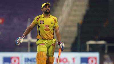 Mahendra Singh Dhoni becomes first player to feature in 200 IPL games
