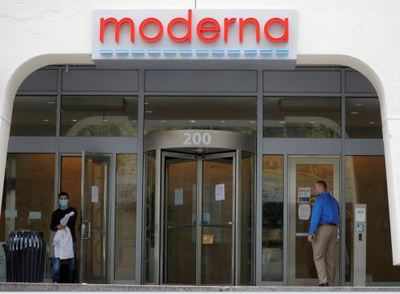Moderna CEO expects Covid-19 vaccine interim results in November