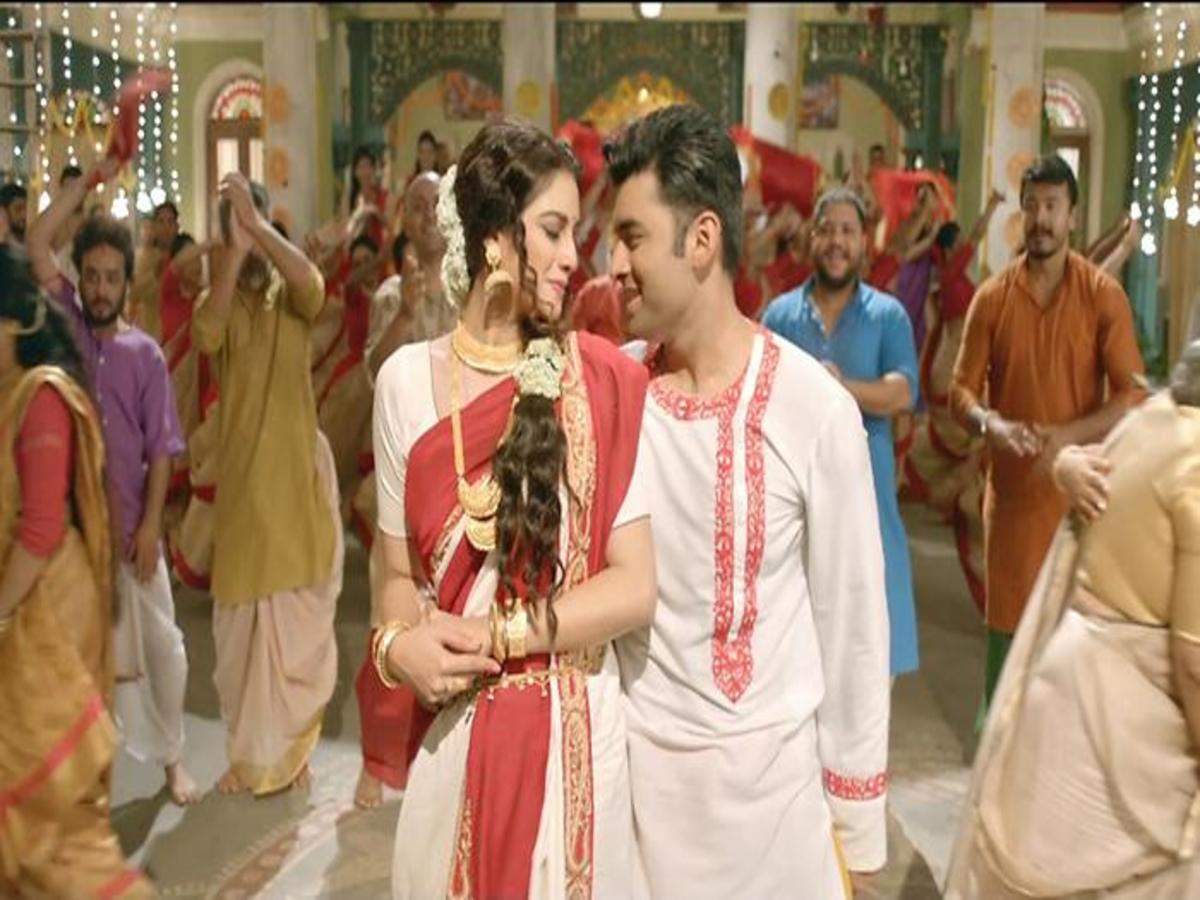 These Superhit Bengali Film Songs Evoke The True Spirit Of Durga Puja Bengali Movie News Times Of India