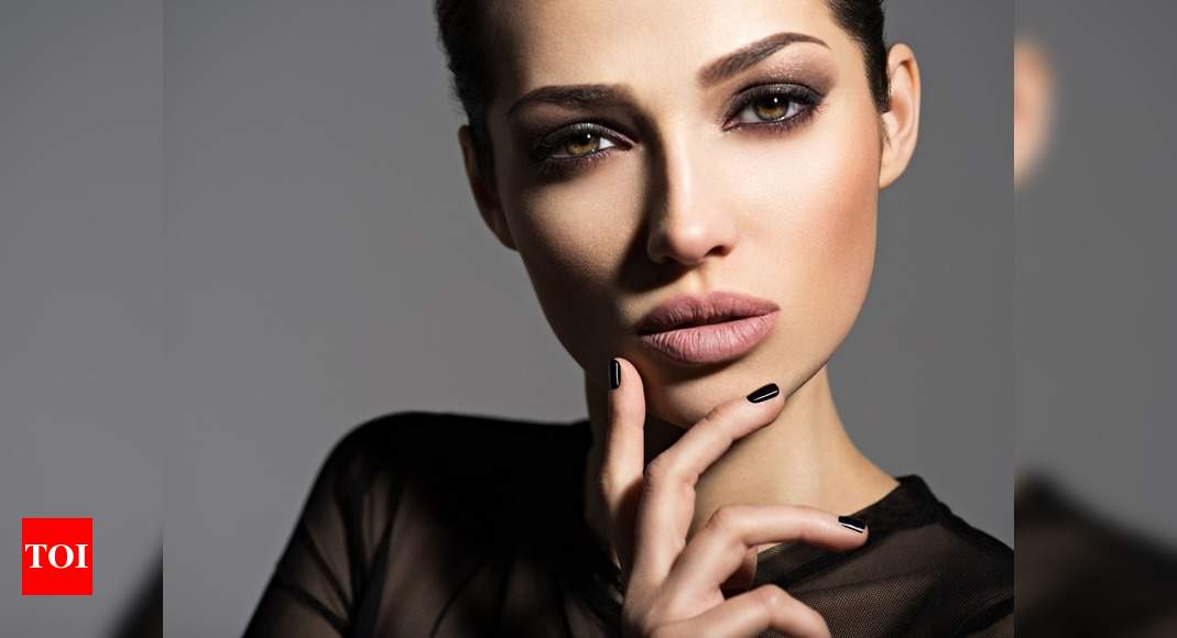Nude make-up to gold smokey eyes: Festive beauty trends to try this ...