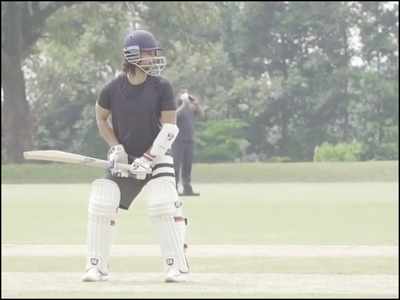 Watch: Shahid Kapoor gives fans a sneak peek of his early morning practice session for 'Jersey'; says 'wake up with drive'