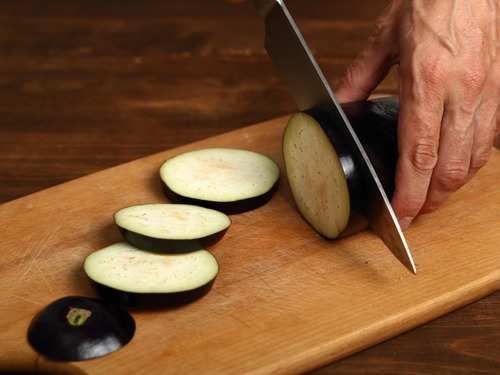 Do you cut all your veggies without washing knife in between