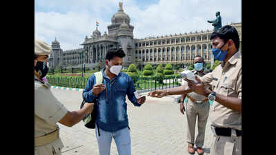 With rules ambiguous, cops and BBMP marshals on fining spree