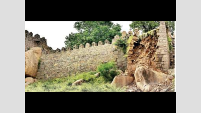 Hyderabad: Centre ignores ASI warning on Golconda Fort