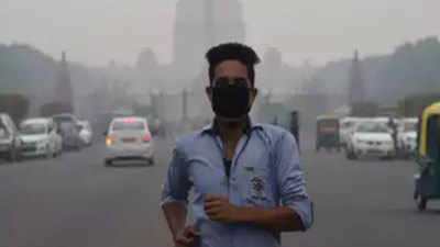 Air quality dips to 'very poor' in Delhi