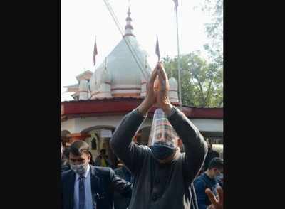 J&K: Farooq Abdullah prays for peace, wellbeing of humankind at Dugra Nag temple