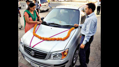 Gujarat: Festive season fails to boost vehicle demand; 25% slide likely