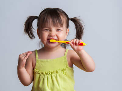 Easy and fun ways to get your toddlers brush their teeth