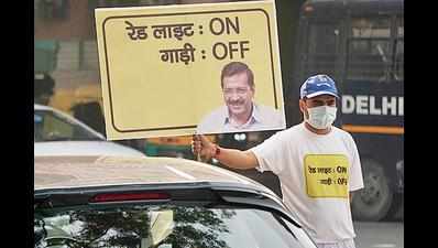 Gaadi-off campaign gets mixed response in Delhi