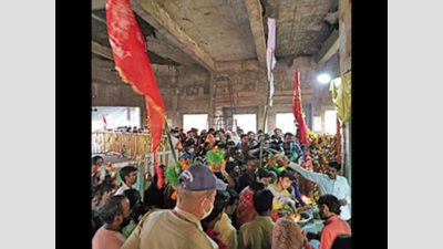 Bhopal: Covid caution nowhere seen as 70,000 join prayers at Kankali Mata mandir
