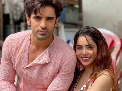 Lockdown Ki Lovestory’s Mohit Malik wishes co-actress Sana Sayyad in a delightful post