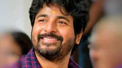 Sivakarthikeyan to join hands with Santhanam's 'Dikkilona' director