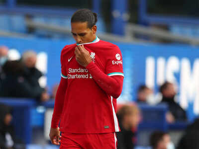 Liverpool's Van Dijk undergoes successful knee surgery