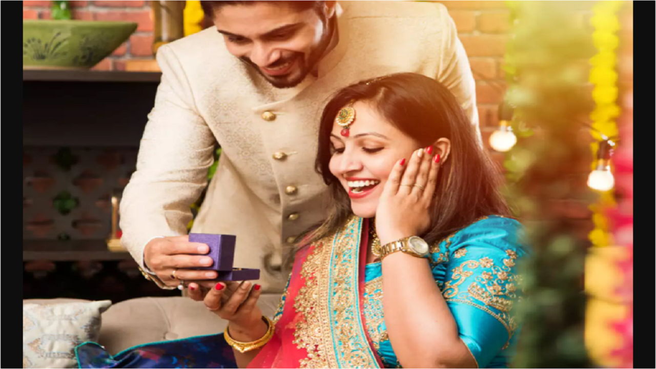 Karva chauth gifts hot sale for your wife