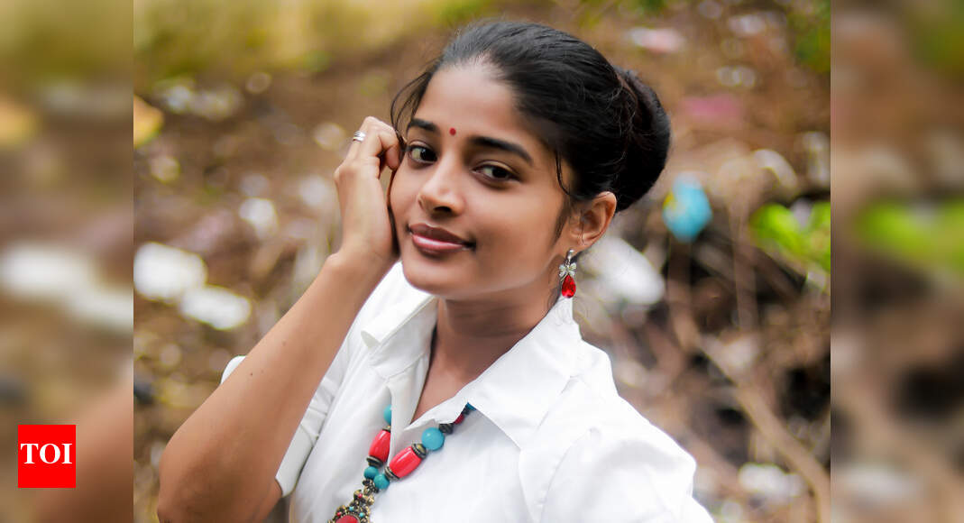 Sheela Rajkumar: I find a hero in Yogi Babu | Tamil Movie News - Times ...