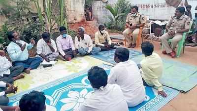 Karnataka: Following attacks on Dalits, leaders visit Koppal village