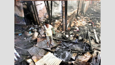 9 shops gutted, property worth 2 crore destroyed in Pandu fire