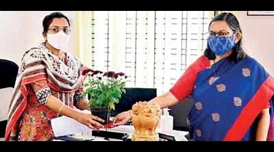 Galwan martyr’s wifetakes over as dy collector