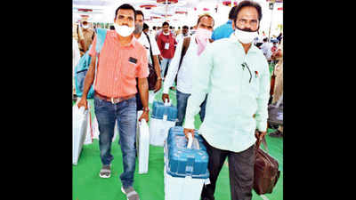 Telangana: Vote slugfest over, Dubbak set to seal netas’ fate today