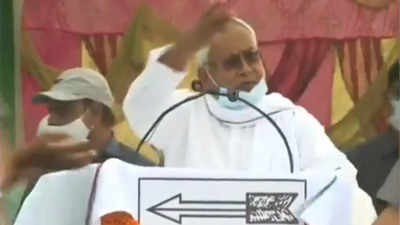 Bihar polls 2020: Onions hurled at CM Nitish Kumar during rally in Madhubani