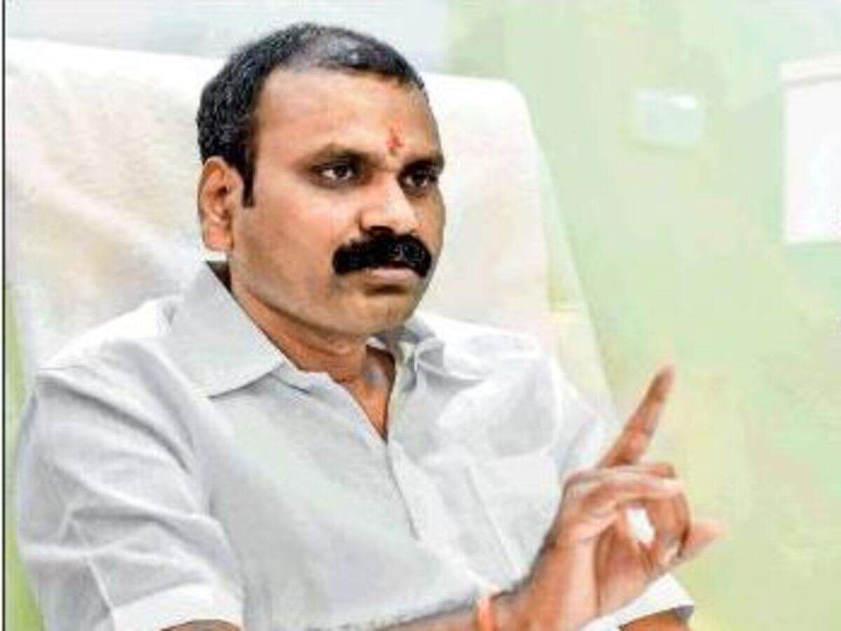 DMK chief Stalin is trembling in fear over BJP's Vetrivel Yatra, L Murugan  says | Chennai News - Times of India