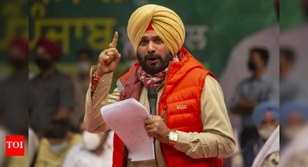 Centre's imposing 'economic blockades' on Punjab: Navjot ...