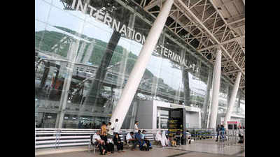 Chennai airport customs seizes saffron and gold worth Rs 15.5 lakh