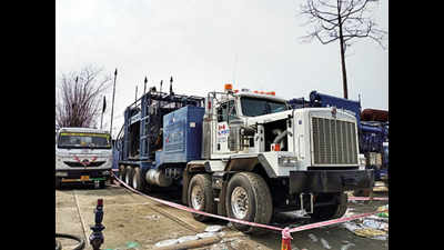 Snubbing equipment from Canada to kill well finally reaches Baghjan site