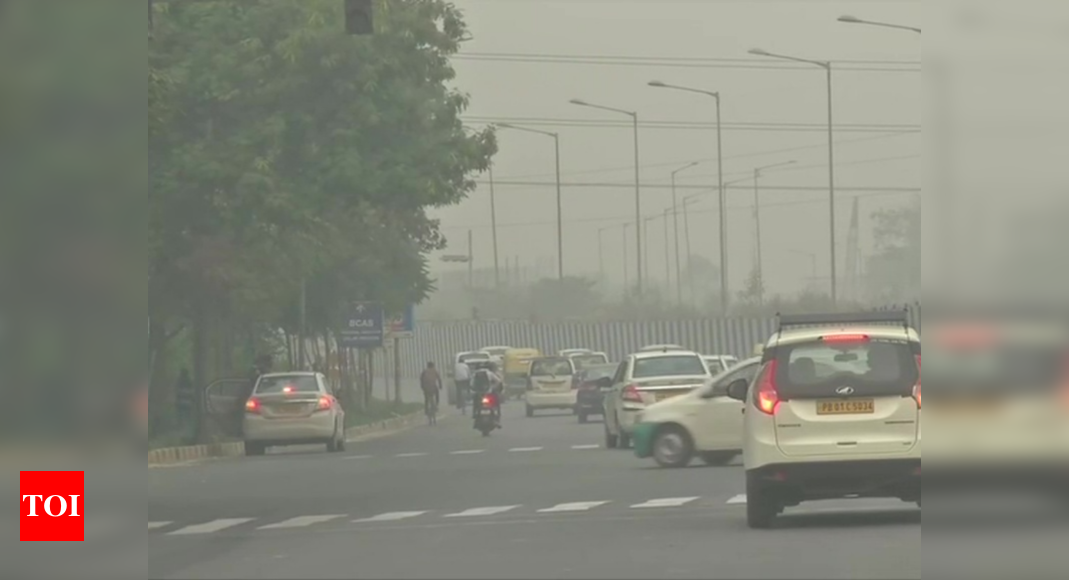 Delhi's air quality remains in 'severe category' | Delhi News - Times ...