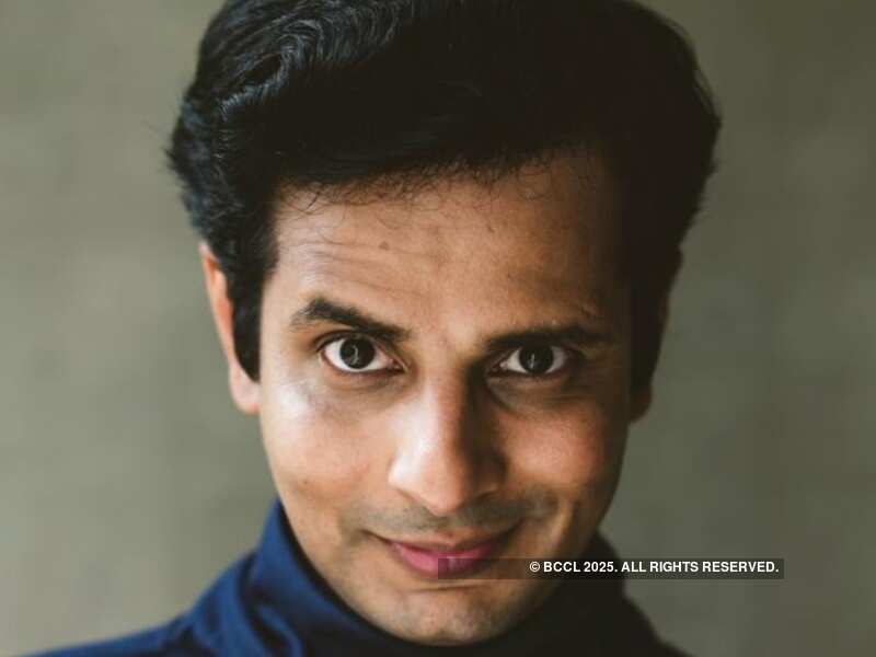 BigInterview! Ojas Rawal: Most standup comedians today take politics or bureaucracy, garnish it with profanity, and serve it with a tasteless cacophony | Gujarati Movie News - Times of India BigInterview! Ojas Rawal: Most standup comedians today take politics or bureaucracy, garnish it with profanity, and serve it with a tasteless cacophony | Gujarati Movie News - Times of India