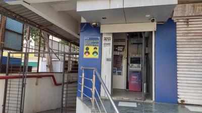 Burglars try in vain to rob ATM in Sama