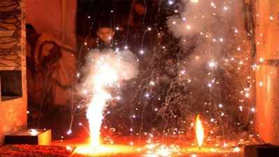 NGT issues ban on firecrackers in cities with air quality below 'poor'