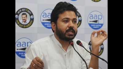 Delhi: FIR against AAP leaders for 'circulating fake video' on social media