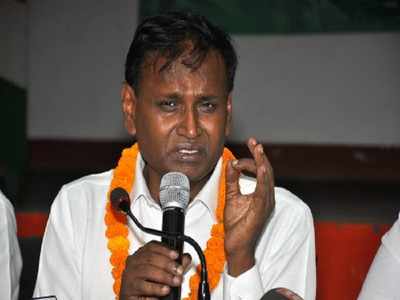 If objects going towards Mars, Moon can be controlled, why can't EVMs be hacked? asks Udit Raj