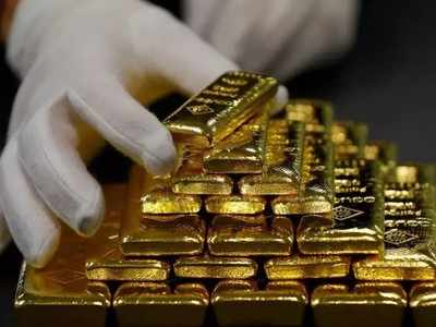 Inflow in gold ETFs drop 35% to Rs 384 crore in October