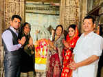Kangana accompanies newlyweds Aksht and Ritu to seek blessings at a temple
