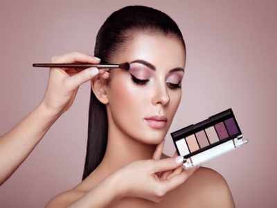 EASY DIWALI MAKEUP LOOK STEP BY STEP FOR BEGINNERS MAKEUP TUTORIAL | Makeup  tutorial for beginners, Makeup tutorial, Simple makeup looks