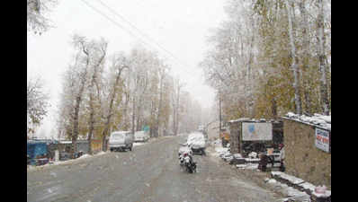 Manali-Leh road closed due to snow