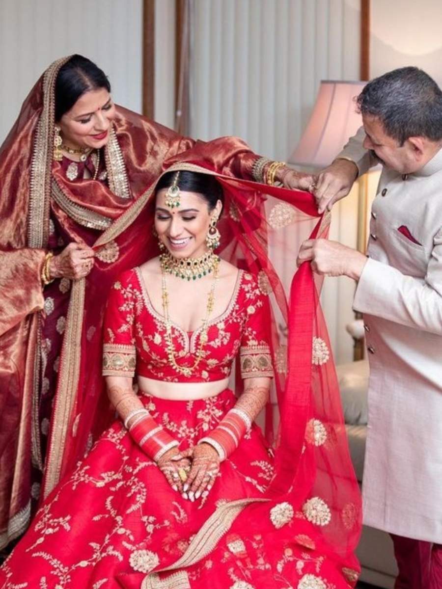 wedding-outfit-ideas-for-every-bride-times-of-india