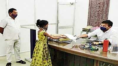 Odisha: Class 6 girl walks 10km to DM’s office, files complaint against father