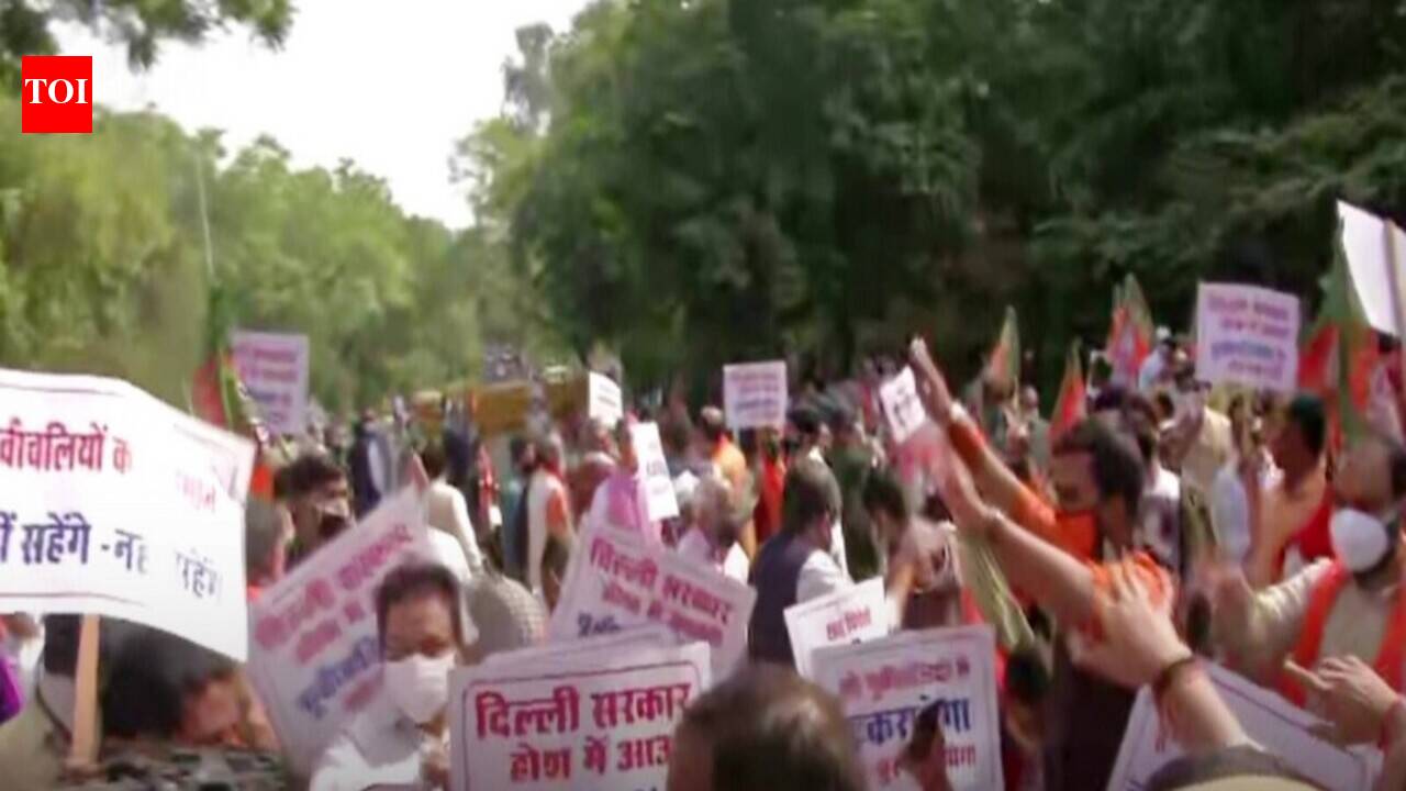 Delhi: BJP Purvanchal Morcha takes out protest march over ban on Chhath ...