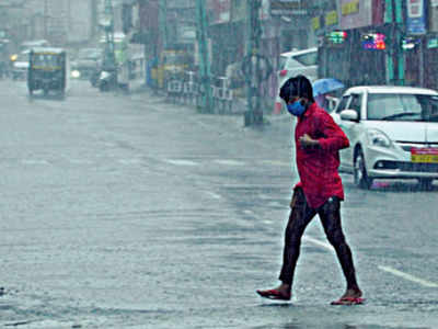 Kerala: Heavy rain alert for several districts today