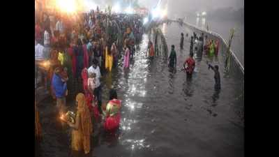 Strict arrangements for Chhath Puja in Lucknow, devotees to follow Covid guidelines