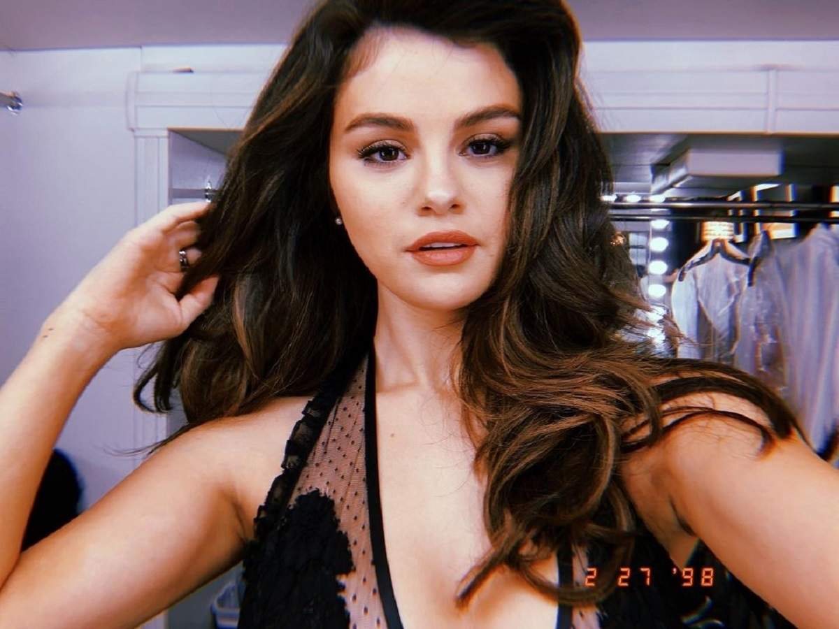 Porn selena pics gomez Selena Gomez