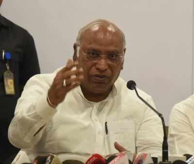 Kharge's advice to dissidents: Strengthen the Family, not RSS