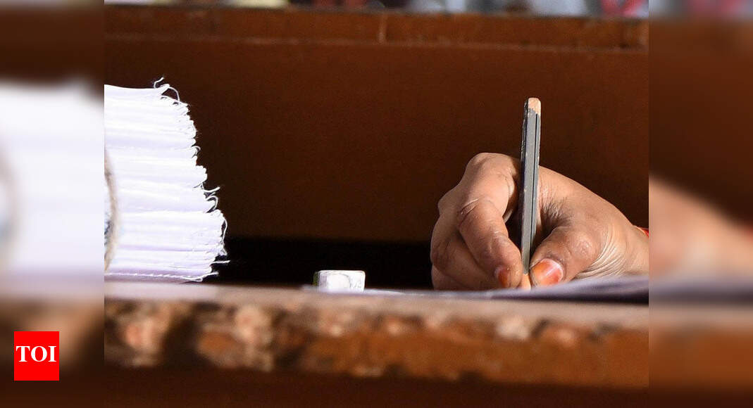 What happens if you fail a module in final year picture