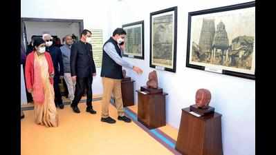 Vibrant hues of Indian art on display at Lucknow University