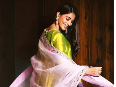 Pooja Hedge's colour block kurta is a trend you need to try this season!