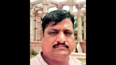 Congress councillor ends life in Jhalod